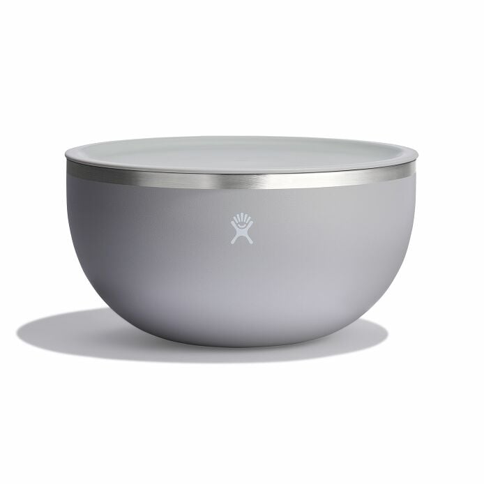 3 qt Serving Bowl with Lid Q8